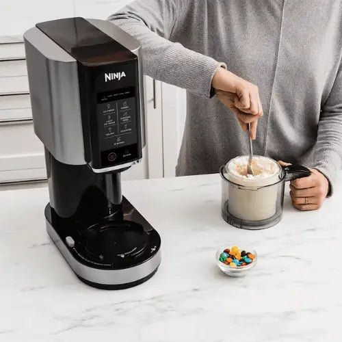 Machine à glace Ninja CREAMi 7-en-1 – Glaces, sorbets et milkshakes maison